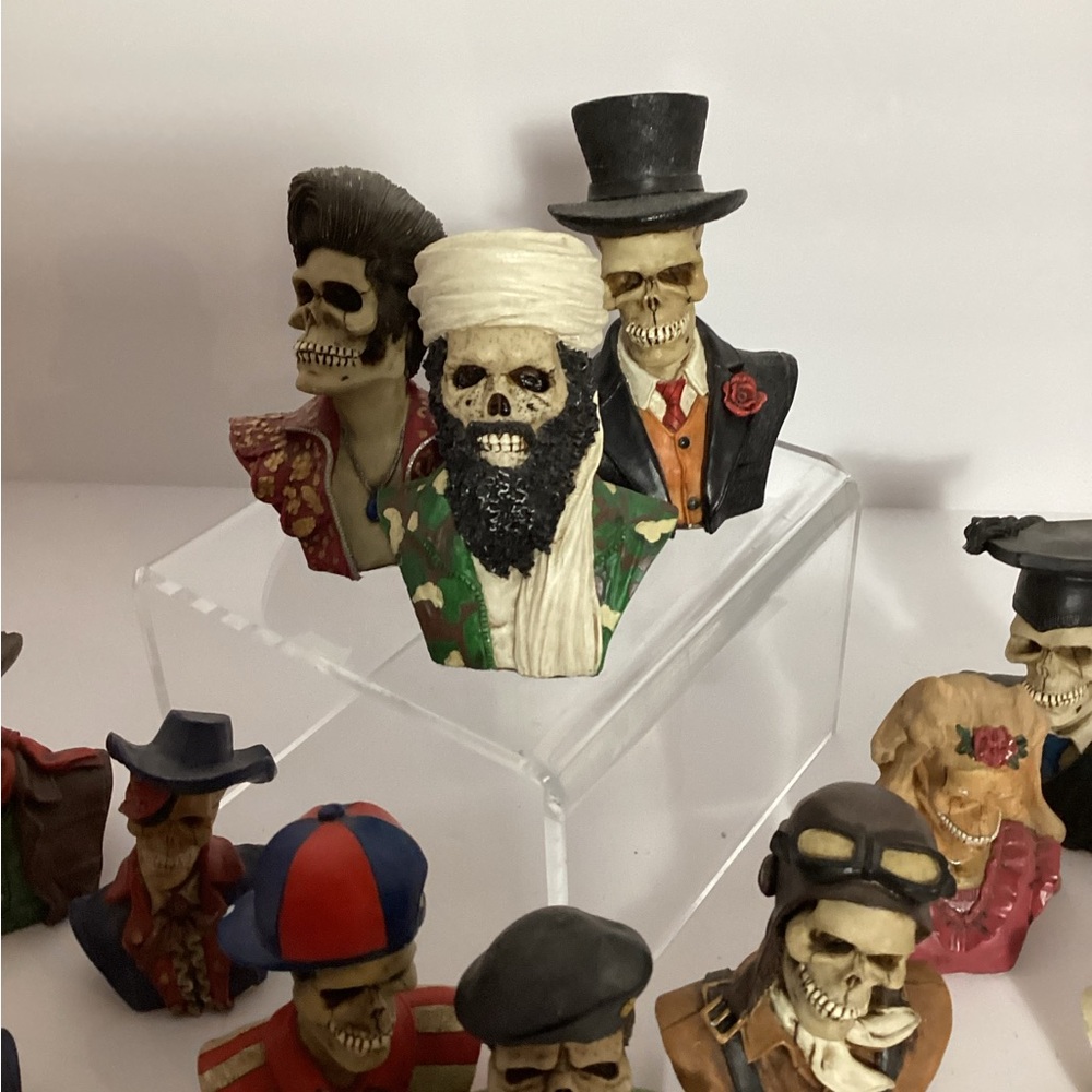 Skeleton Figurines SUMMIT COLLECTION - Picture 3 of 5